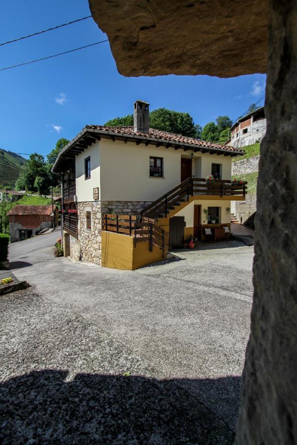 Apartamentos 'Los Balcones De Nieda 2' Cangas de Onis Exterior photo